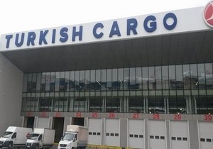 İSTANBUL UN KARGO TRAFİĞİ DE YOĞUN